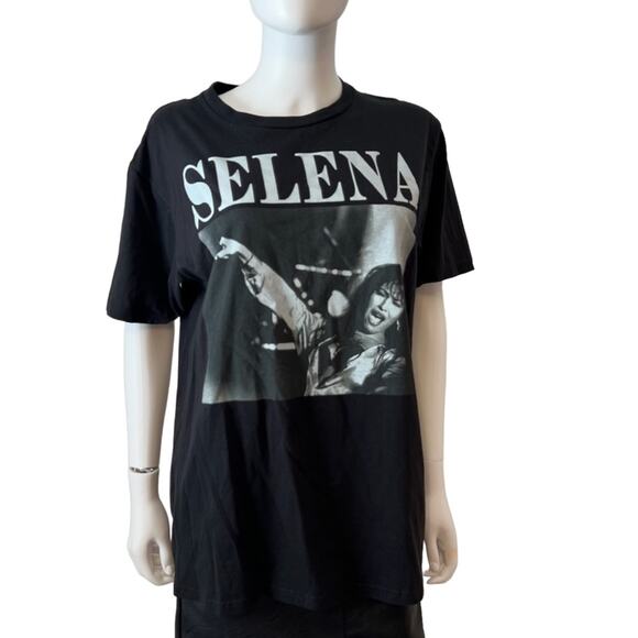 Official SELENA Black Graphic Printed T-Shirt Size M - Picture 2 of 5